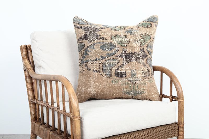 Bethany Vintage Rug Pillow Cover